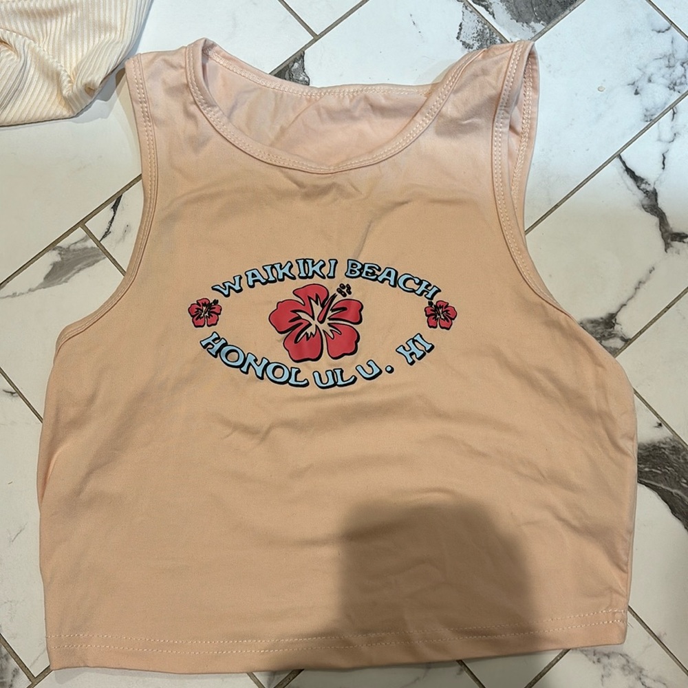 Crop top for beach